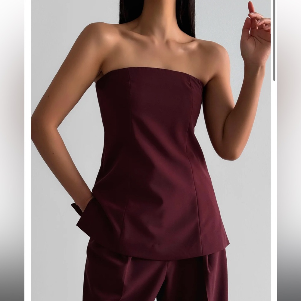 NWT The Frankie Shop Abbie Strapless Top in Burgundy